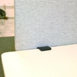 Klämfästen till bordsskärm - Silencio - Bild 7